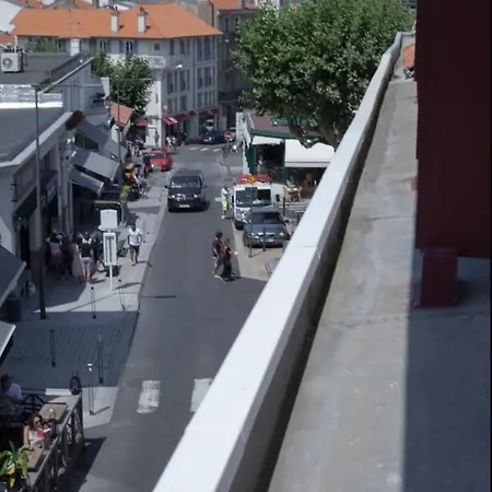 アパート Coup De Coeur Assure Pour Ce T2 Renove Hyper Centre ビアリッツ