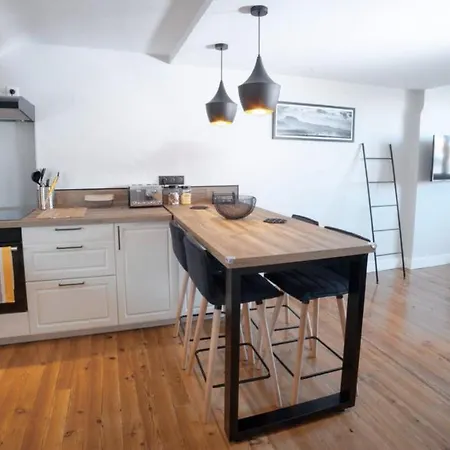 Coup De Coeur Assure Pour Ce T2 Renove Hyper Centre ビアリッツ