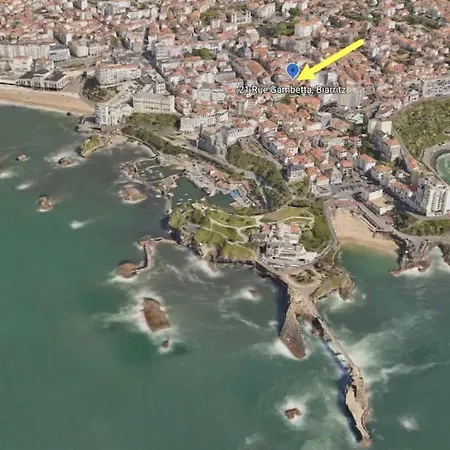 Coup De Coeur Assure Pour Ce T2 Renove Hyper Centre * Biarritz